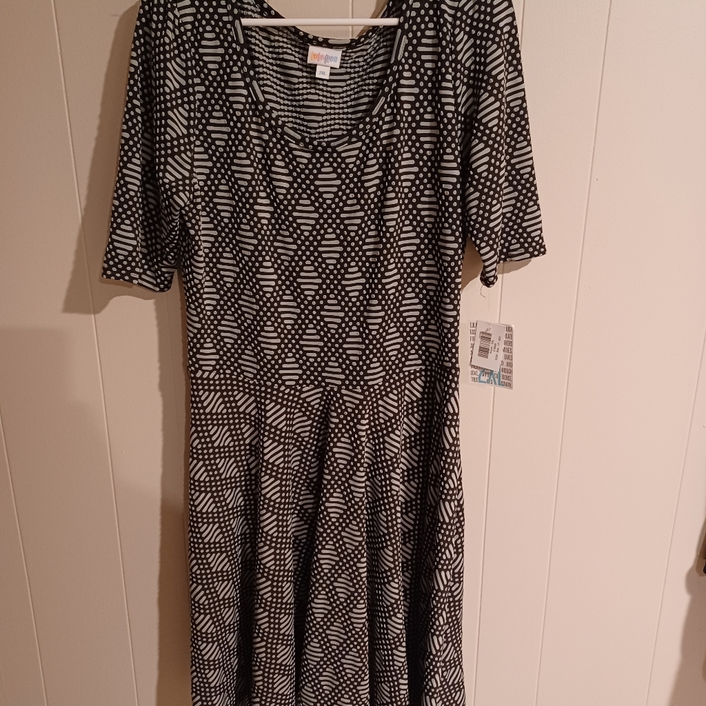 Lularoe Nicole dress Mint & Black, size 2X